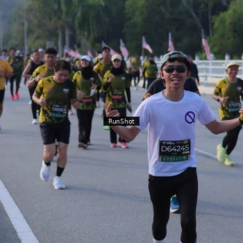 Runner Photo 7126699