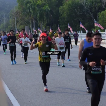 Runner Photo 7126700