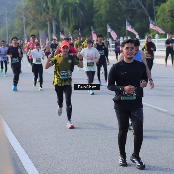 Runner Photo 7126702