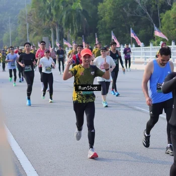 Runner Photo 7126710
