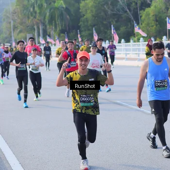 Runner Photo 7126716