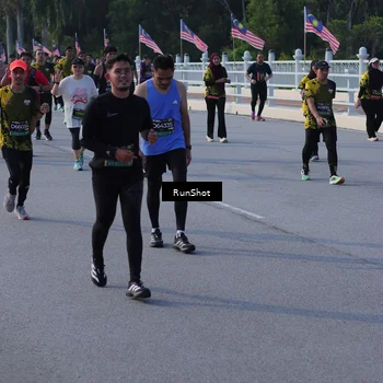 Runner Photo 7126723