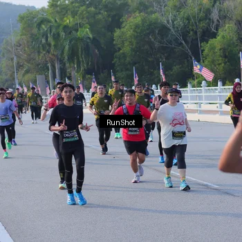 Runner Photo 7126731