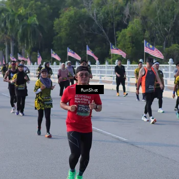 Runner Photo 7126749