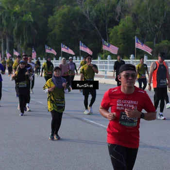 Runner Photo 7126754