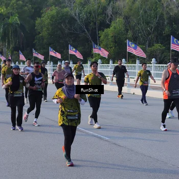 Runner Photo 7126768