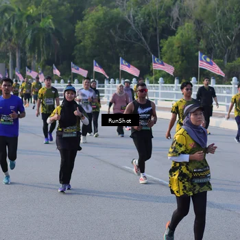 Runner Photo 7126771