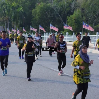 Runner Photo 7126774