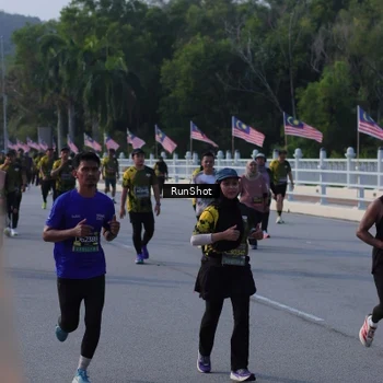 Runner Photo 7126775