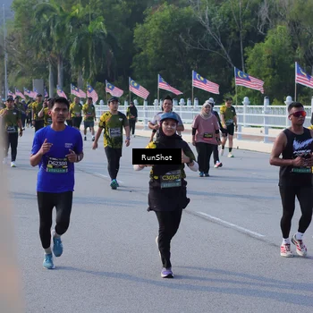 Runner Photo 7126778