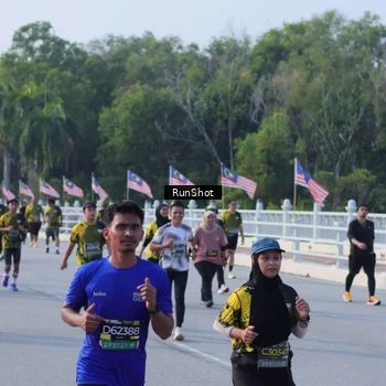 Runner Photo 7126784