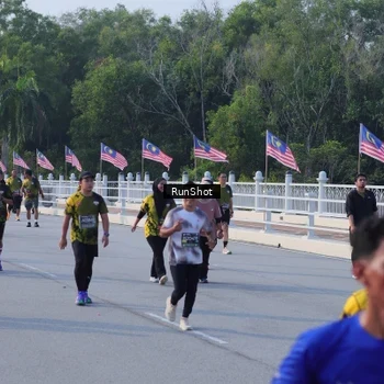 Runner Photo 7126785