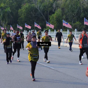 Runner Photo 7126787