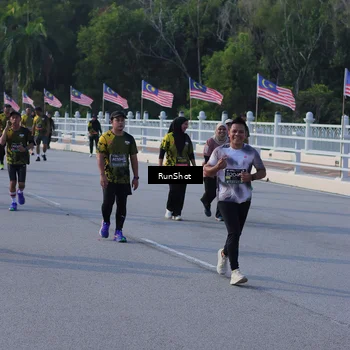 Runner Photo 7126794