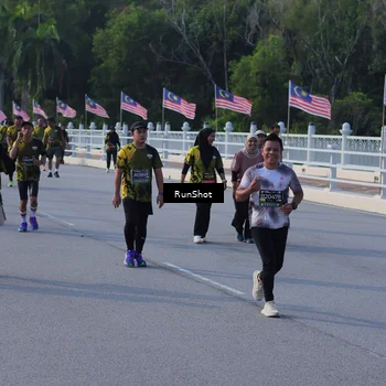 Runner Photo 7126796