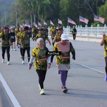 Runner Photo 7126813