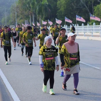 Runner Photo 7126816