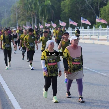 Runner Photo 7126822