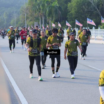 Runner Photo 7126837