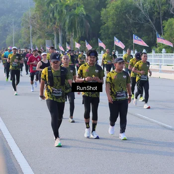 Runner Photo 7126839