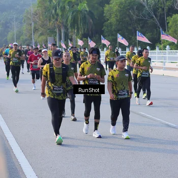 Runner Photo 7126841