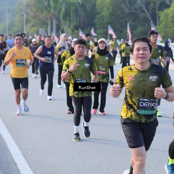 Runner Photo 7126844