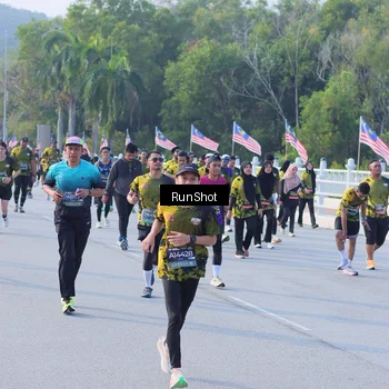 Runner Photo 7126848