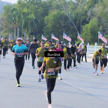 Runner Photo 7126851