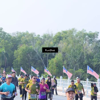 Runner Photo 7126873
