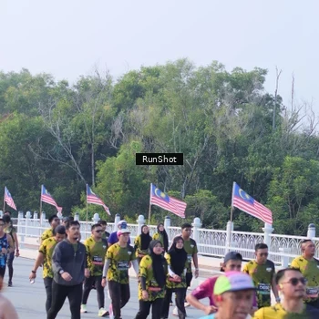 Runner Photo 7126883