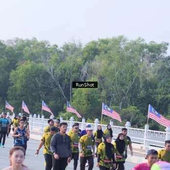 Runner Photo 7126885