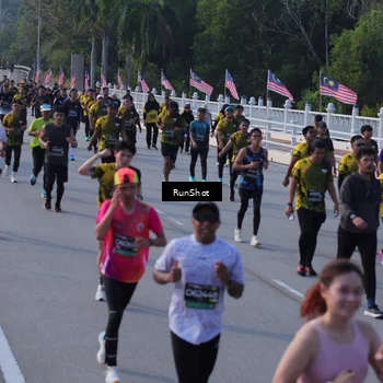 Runner Photo 7126894