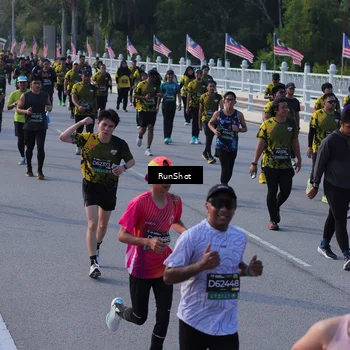 Runner Photo 7126897