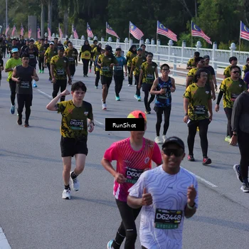 Runner Photo 7126901