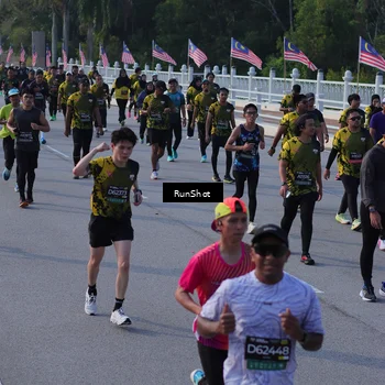Runner Photo 7126902