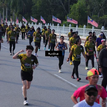 Runner Photo 7126907