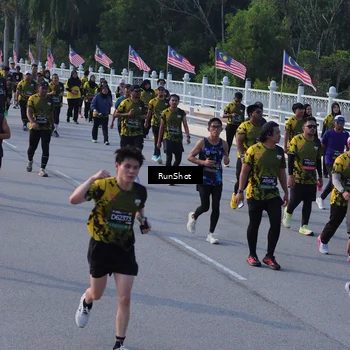 Runner Photo 7126908