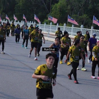Runner Photo 7126919