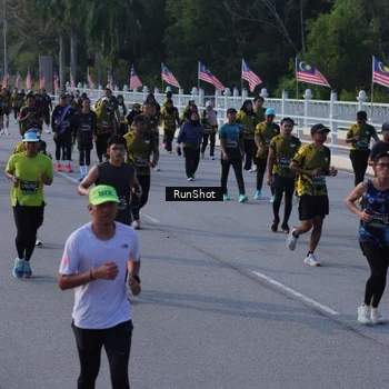 Runner Photo 7126924