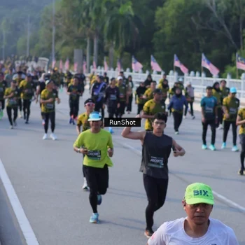 Runner Photo 7126926