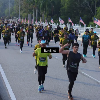 Runner Photo 7126939