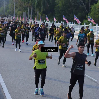 Runner Photo 7126948