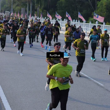 Runner Photo 7126953