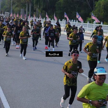 Runner Photo 7126956