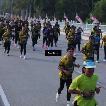 Runner Photo 7126957