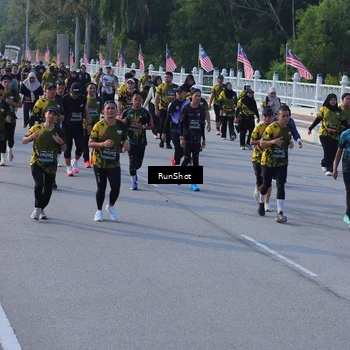 Runner Photo 7126973