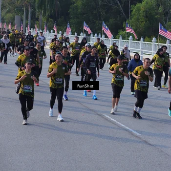 Runner Photo 7126981