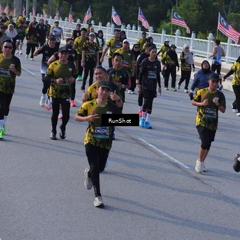 Runner Photo 7126992