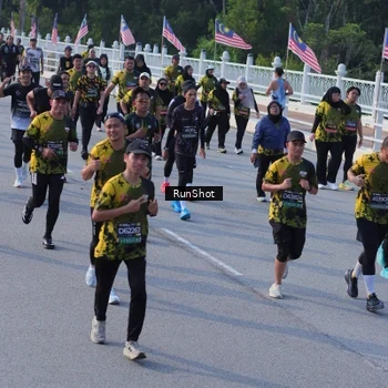 Runner Photo 7126997