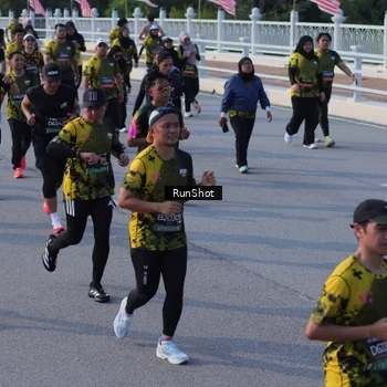 Runner Photo 7127005